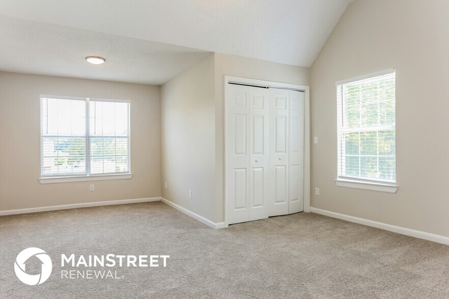 Building Photo - 5553 Wind River Ln