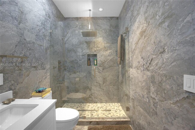 Building Photo - 230 Porgee Rock Pl