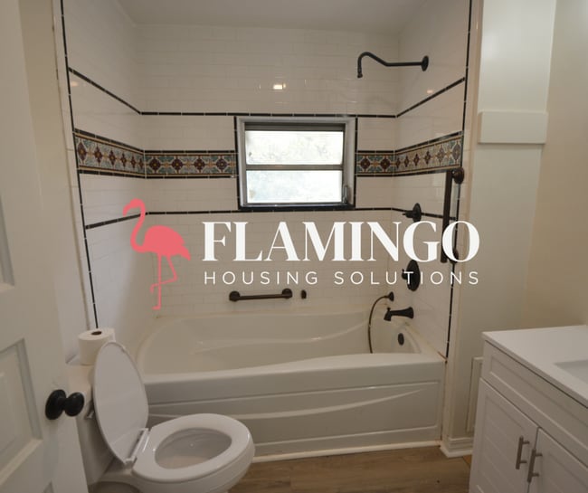 Building Photo - 420 Grafton Ave