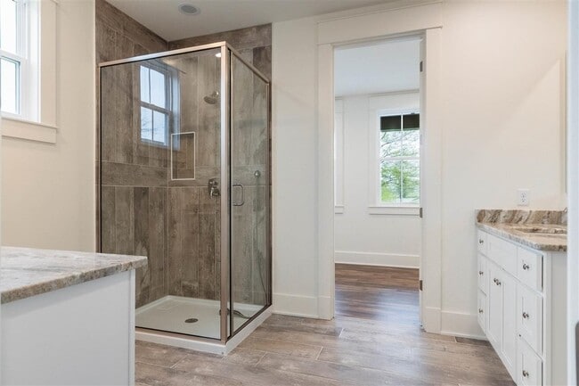 Building Photo - 414 Traditions Blvd