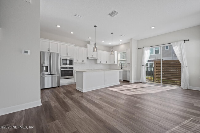 Building Photo - 11301 Barrier Beach Pl