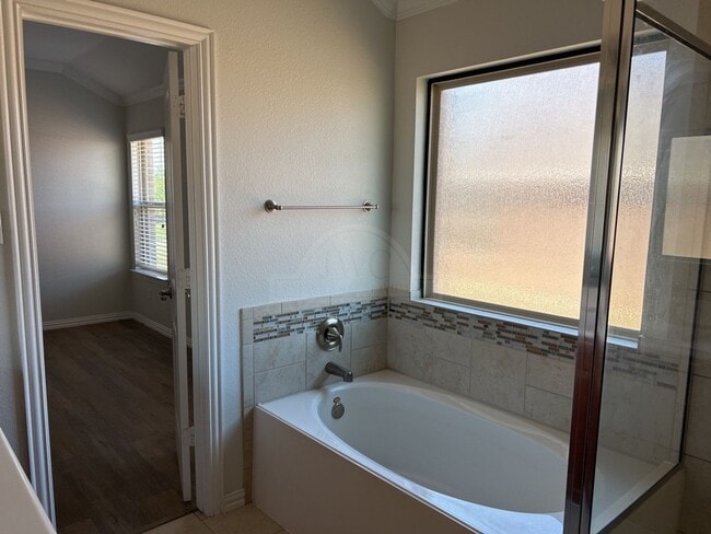 Building Photo - 6311 Serpentine Dr