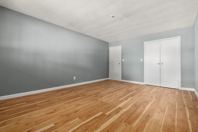 Building Photo - 595 Revere Beach Pkwy