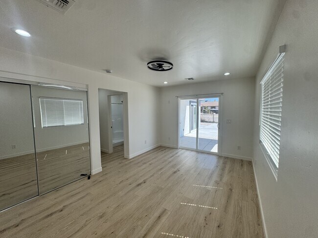 Building Photo - 5657 Rocky Rd