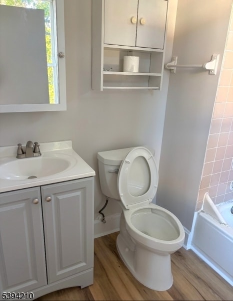 Building Photo - 64 James St