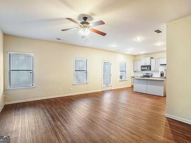 Building Photo - Room in House on Brightside Pkwy