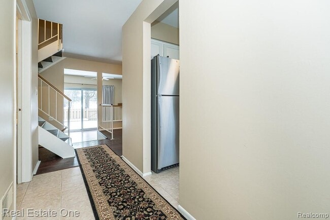 Building Photo - 5075 Buckingham Pl Dr