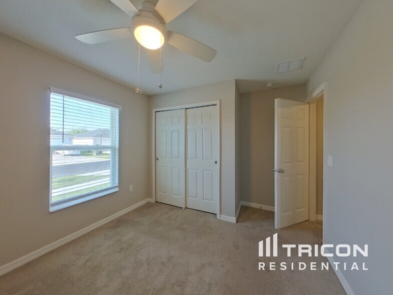 Building Photo - 3252 Eagle Hammock Cir