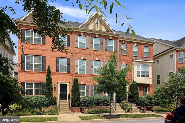 Building Photo - 5060 Judicial Wy