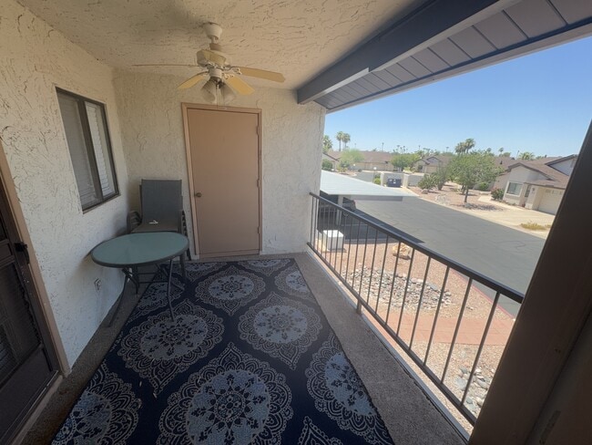 Building Photo - 5518 E Lindstrom Ln