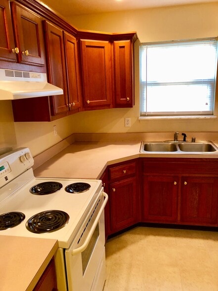 Building Photo - 1146 Northwood Loop