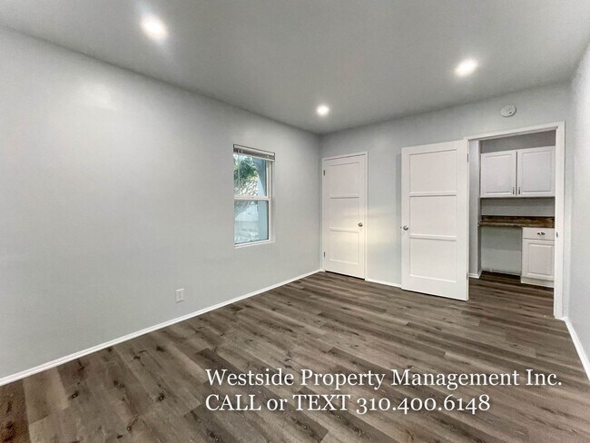 Building Photo - 1103 Ocean Park Blvd
