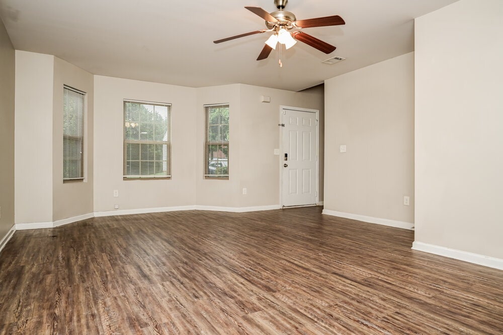 Building Photo - 2825 Marlin Dr