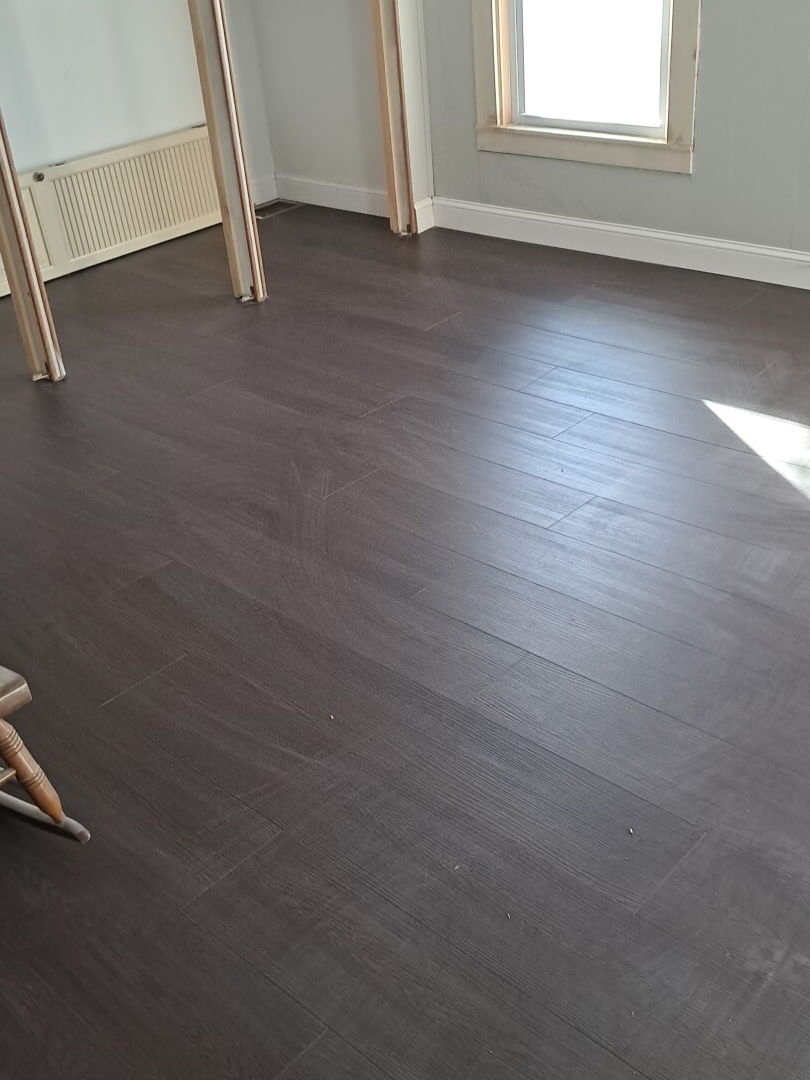 Building Photo - 12 7th St