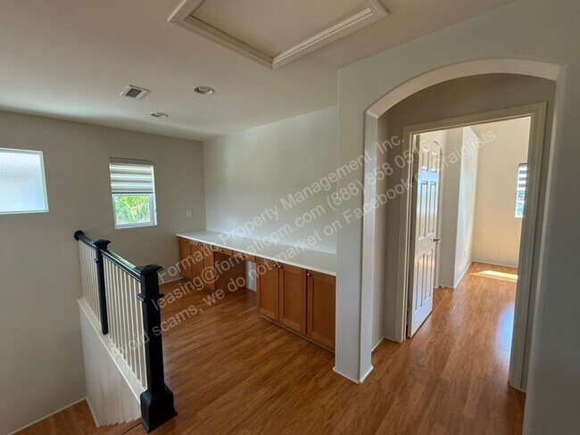 Building Photo - 91-1071-1071 Kai Weke St