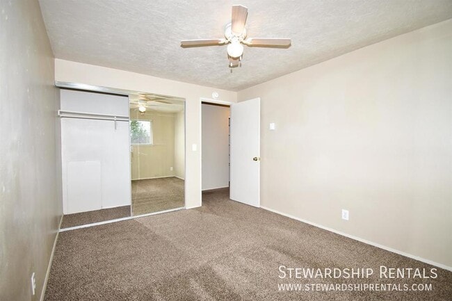 Building Photo - 336 S 51st Pl