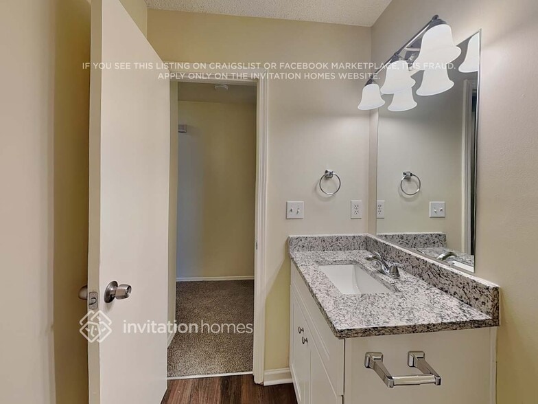 Building Photo - 3068 Winners Cir SW