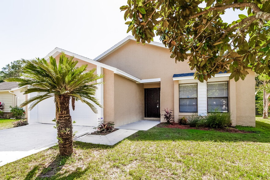 Building Photo - 496 Wild Fox Dr