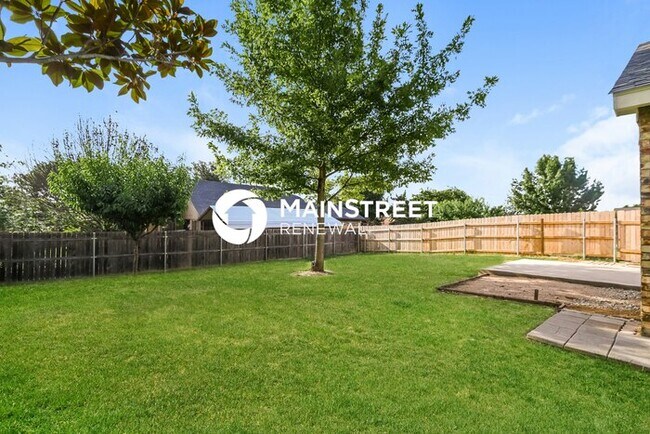 Building Photo - 3 Bedroom Pet-Friendly Home in Glenn Heights, TX with Main Street Renewal