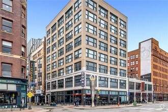 Building Photo - 2077 E 4th St