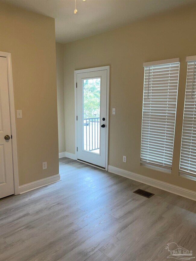 Building Photo - 1905 Doctor M.L.K. Jr Dr