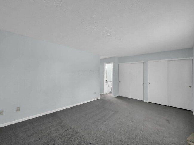 Building Photo - 5715 Longford Dr