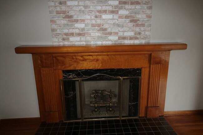 Building Photo - 10427 S Morrow Cir