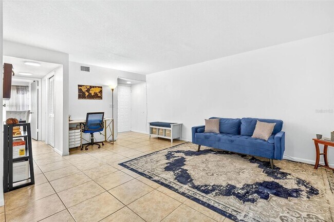 Building Photo - 7809 Niagara Ave