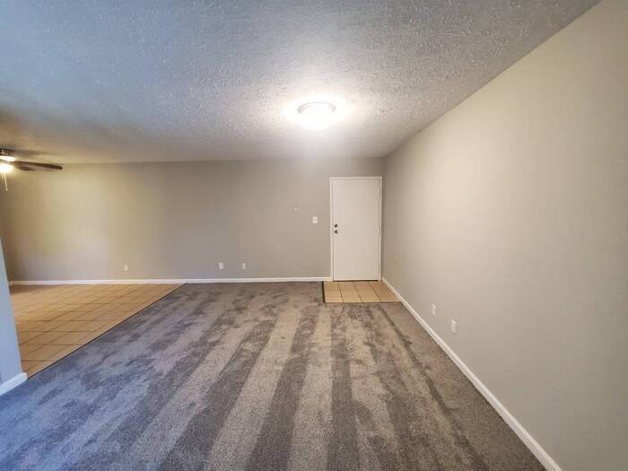 Building Photo - 928 Ohio Pike