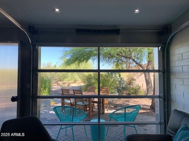 Building Photo - 7440 E Cave Creek Rd