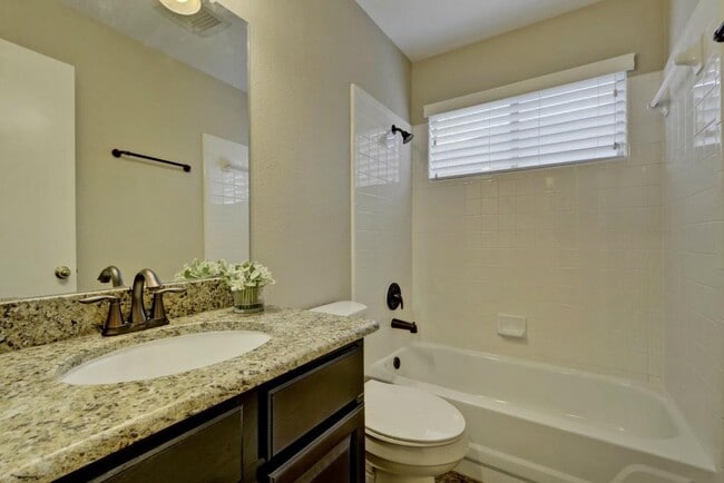 Building Photo - 8505 Bobcat Dr