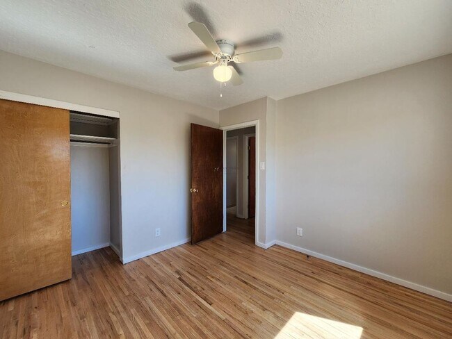 Building Photo - 1018 Camino Carlos Rey