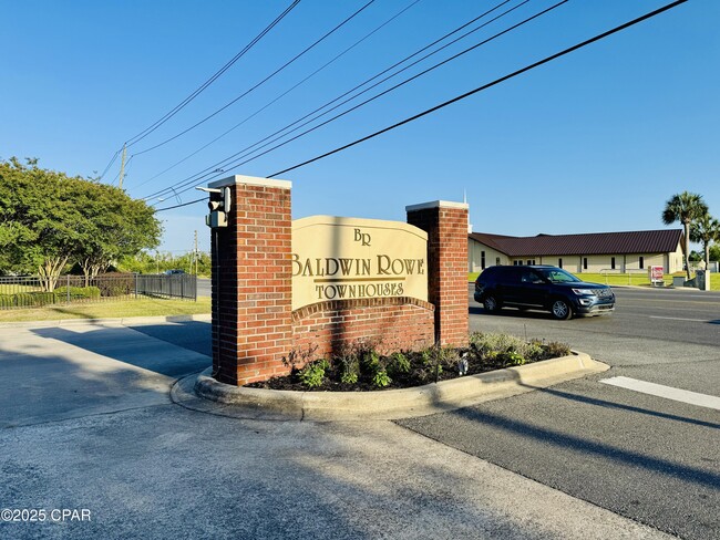 Building Photo - 1205 Baldwin Rowe Cir