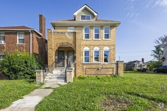 Building Photo - 2952 Waverly St