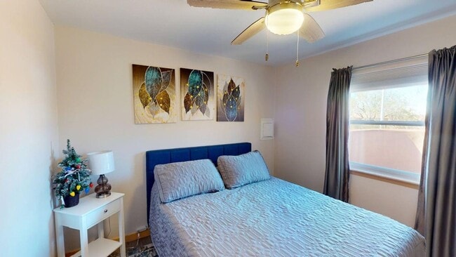 Building Photo - Vista Del Sur