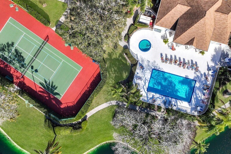 Building Photo - 850 S Tamiami Trl