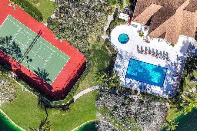 Building Photo - 850 S Tamiami Trl