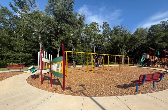Building Photo - 4335 Redbay Ct