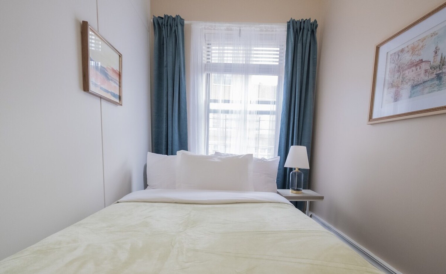 Building Photo - 240 W 112th St