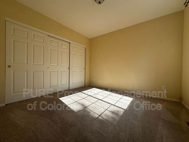 Building Photo - 5368 Owens St