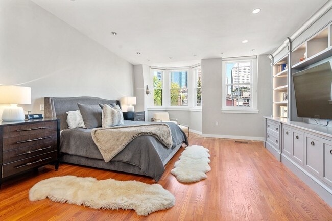 Building Photo - 48 Appleton St