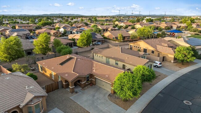 Building Photo - 16048 W Papago St