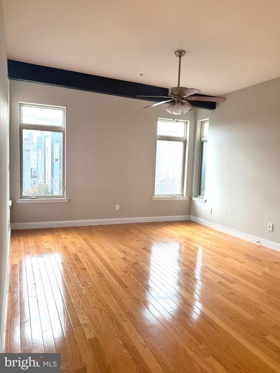 Building Photo - 1521 Poplar St