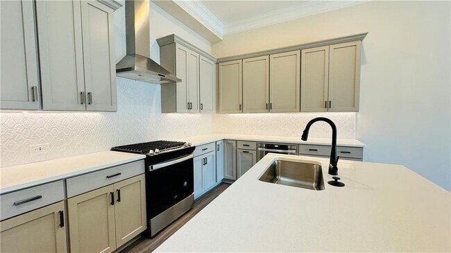 Building Photo - 201 Prairie Ln