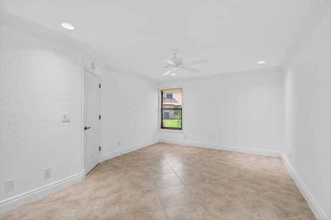 Building Photo - 3770 Blue Ridge Rd