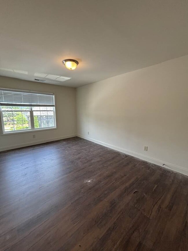 Building Photo - 4147 Lennox Wy