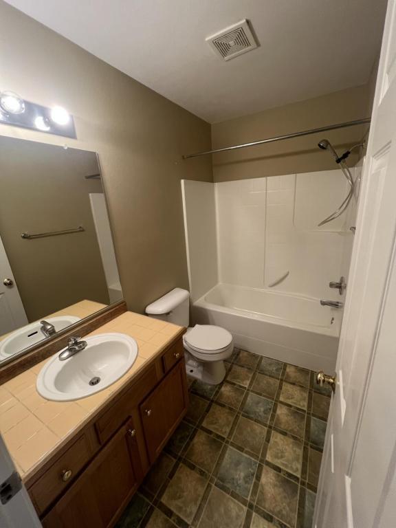 Building Photo - 778 SW 198th Pl