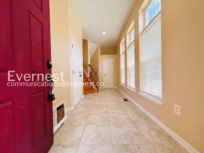 Building Photo - 8348 Middle Ruddings Dr