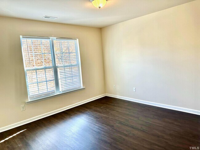 Building Photo - 2014 Addenbrock Dr