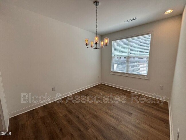 Building Photo - 5710 Parker Pnes Ct